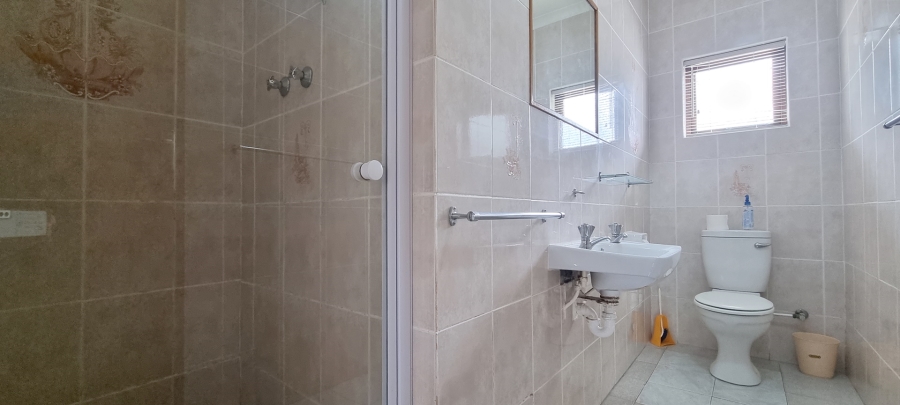 4 Bedroom Property for Sale in Bredasdorp Western Cape